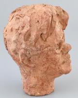 Benczédi Sándor (1912-1998): Sütő András író portréja. Terrakotta. Jelzett a hátoldalán. 17 cm