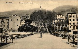 Madeira, Entrance to the town