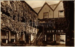 1940 Gloucester, The New Inn, garage (EK)