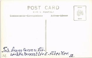 Budapest I. Tabán, Aranykacsa utca, előtérben a Kereszt tér, Halupszky asztalos üzlete. Albecker 32....