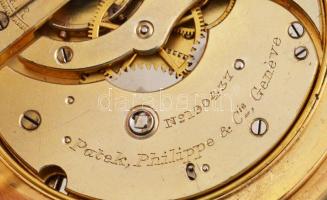 Patek Philippe 18K arany zsebóra. Jelzett szerkezet, hozzá eredeti papírral. Jelzett dupla 18K arany...