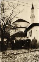 1917 Első világháborús osztrák-magyar katonák a belgrád-i "Brcko" tartalékos kórház előtt / WWI K.u.K. (Austro-Hungarian) military reserve hospital in Belgrade. photo + "K.u.K. Reservespital "Brcko" in Belgrad" (fl)