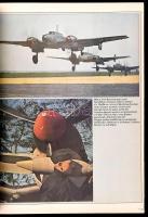 Waffen im Einsatz - Die deutsche Wehrmacht im 2. Weltkrieg. Hamburg, 1976. (Fegyverek akcióban - A n...