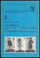 Mályusz Elemér: Az erdélyi magyar társadalom a középkorban. Társadalom- és Művelődéstörténeti Tanulmányok 2. Bp.,1988., MTA Történettudományi Intézet. Kiadói papírköté