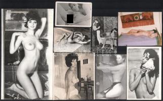 8 db amatőr erotikus fotó, vegyes méretben