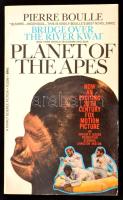 Pierre Boulle: Planet of the apes. Translated by Xan Fielding. New York, 1964., Signet Book. Angol nyelven. Kiadói papírkötés, rajta filmes illusztrációval.