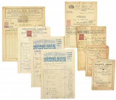 1929-1937 11 db vegyes régi fejléces számla, közte két füzet alakú, többségükön illetékbélyeggel