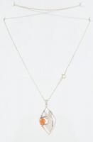 Ezüst(Ag) nyaklánc borostyán medállal, jelzett, h: 44 cm, bruttó: 3,6 g