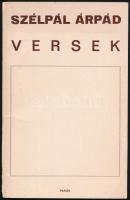 Szélpál Árpád: Versek. Párizs, 1977, Magyar Műhely, 93+3 p. Első kiadás. Emigráns kiadás. Kiadói papírkötés, a gerincen kis sérüléssel, de alapvetően jó állapotban.   A könyvhöz tartozó kártyán a szerző, Szélpál Árpád saját kezű dedikációjával ("Kedves Józsi! Itt küldöm az ígért könyvet. ..."), dátumozva (Sceaux, 1978. dec. 4.)  Szélpál Árpád (1897-1987) költő, újságíró, fotóművész, avantgárd mozgalmak tagja (Galilei kör, Kassák csoportja), első versei a MA folyóiratban jelentek meg.