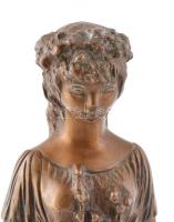 R. Kiss Lenke (1926 - ): Flóra. 1980 körül. Öntött, patinázott bronz, márvány talapzaton. Jelzett M:...