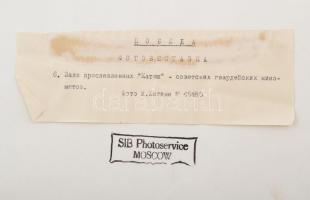 cca Katyusa Pobedán. Nagy méretű pecséttel jelzett vintage művészfotó 60x29 cm Kettőből összeragaszt...