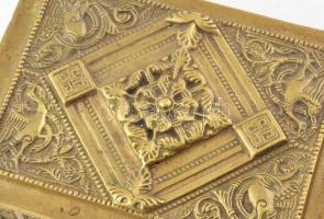 Régi réz oroszlános doboz, 15x11 cm