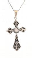 Ezüst(Ag) nyaklánc kereszt medállal, jelzett, h: 45 cm, bruttó: 4,5 g