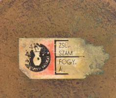 Muharos Lajos: Iparművész kínáló tálka. Réz, jelzés nélkül. d: 15 cm