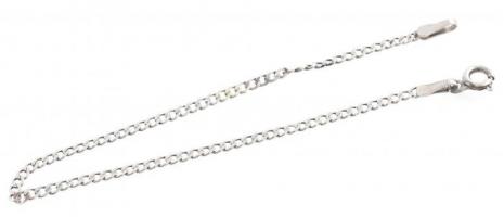 Ezüst(Ag) pancerszemes karkötő, jelzett, h: 18,5 cm, nettó: 1,8 g