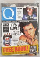 1988 Q Magazine 1988 októberi száma, bontatlan csomagolásban, benne: A Q magazine photographic supplement: Volume two: guitarists. Jó állapotban.