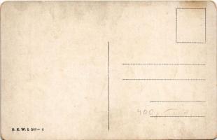 Síelő humor, téli sport / Skiing humour, winter sport. B.K.W.I. 560-4. s: fritz Schönpflug