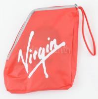 cca 1980-1990 Virgin Atlantic légitáraság uti csomag, benne fogkefe, fogkrém, fésű, füldugó, ...stb.
