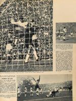 1959-1962 Miroir-Sprint és Miroir du Football francia sport magazinok, 2 db, fekete-fehér fotókkal, ...