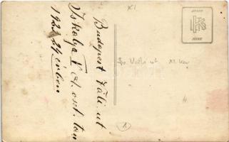 1922-24 Budapest XI. Váli úti iskola V. osztályos tanulóinak csoportképe, tabló. photo (fl)