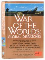 War of the Worlds: Global dispatches. Edited by Kevin J. Anderson. New York,1996,Bantam Books. Angol nyelven. Kiadói félvászon-kötés, kiadói papír védőborítóban.