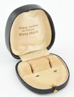 Régi ékszertartó dobozka, kopott. 7x7cm