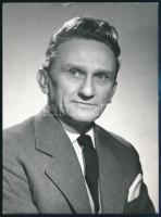 Rajz János (1907-1981) színész, (1908-1998) Inkey Tibor (1908-1998) fényképész felvétele, 18×13 cm