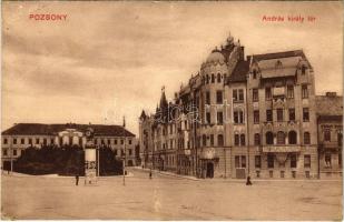 1911 Pozsony, Pressburg, Bratislava; András király tér, hirdetőoszlop órával, Ferenc József cs. és kir. hidász laktanya / Franz Joseph I. K.u.K. Pionnier Kaserne / square, advertising column with clock, military barracks