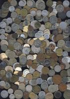 1kg vegyes világpénz, régi és új