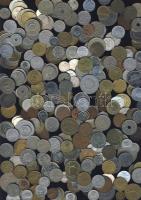 1kg vegyes világpénz, régi és új