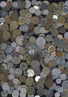 1kg vegyes világpénz, régi és új