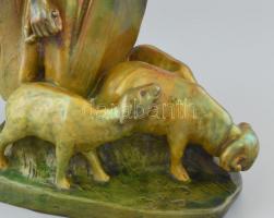 Zsolnay kisplasztika: Nyáját terelő juhász. Formába öntött, felületén fémszínű, színes eozinmázakkal...