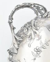 Ezüst (Ag) szecessziós asztalközép, plasztikus virágdíszítményekkel, jelzett: osztrák Diannás jellel...