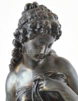 Jelzés nélkül: Cupido és Psziché. Spiáter. Korának megfelelő állapotban. m: 55 cm / Unmarked: Cupid ...