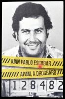 Juan Pablo Escobar: Apám, a drogbáró. Ford.: Varju Kata. Bp., 2019, Helikon. Kiadói papírkötés.