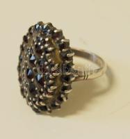 Dekoratív féldrágaköves ezüstgyűrű