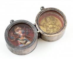 Tibeti dupla talizmán, festett cserép miniatűr, üvegezett fém keretben, 8,5x5x2 cm