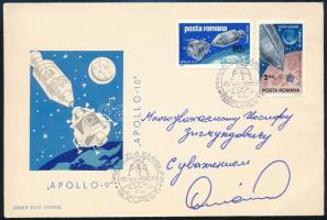 Dumitru Prunariu (1952- ) román űrhajós autográf sorai és aláírása emlékborítékon / Signature of Dumitru Prunariu (1952- ) Romanian astronaut on envelope