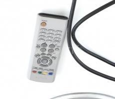 Samsung LCD TV, távirányítóval, működő állapotban. 40x40 cm