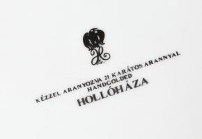 Hollóházi Szász Endre által tervezett mintával díszített tányér. Matricás, jelzett, hibátlan, m: 15,...