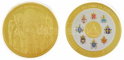 DN "Gábriel arkangyal" aranyozott, kristályberakásos fém emlékérem + DN "Ferenc pápa&...