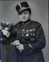 cca 1930 és 1949 között készült KATONAI felvételek, különféle műtermekben (egyenruhák, válllapok, je...