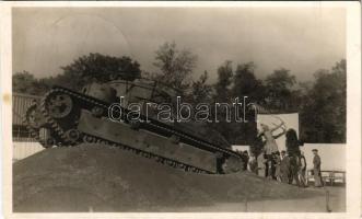 1942 Budapest XIV. Őszi Lakberendezési Vásár, szovjet mamuttank + So. Stpl (fl)