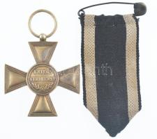 Német Birodalom 1914-1918. "Katonai Érdemkereszt" aranyozott Ag kitüntetés, viseleti példá...