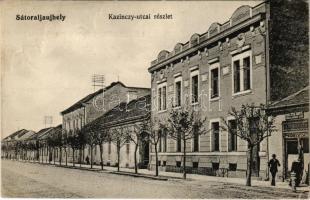 1915 Sátoraljaújhely, Kazinczy utca, Soltis Imre borbély és fodrász terem üzlete (EK)