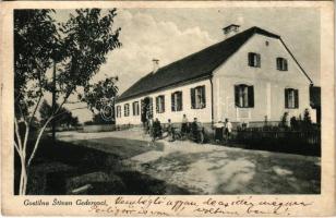 1933 Kőhida, Gederócz, Gederovci; Gostilna Stivan / vendéglő, kerékpáros férfiak / inn, restaurant, men with bicycles (r)