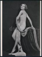 cca 1929 Angelo (1894-1974) budapesti fényképész és fotóművész műterméből 1 db mai nagyítás (Akt), 24x17,7 cm
