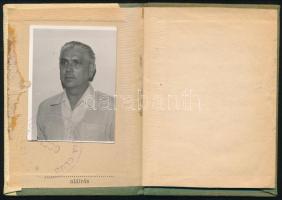 1974 FTC pártoló tag tagsági igazolvány, bélyegekkel, hozzá egy korabeli belépőjegy