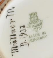 Zsolnay art deco festésű váza. Kézzel festett, jelzett, Mällner M. 1937. Kevés kopással. 14 cm