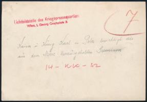 cca 1916-1918 IV. Károly osztrák császár, magyar király a tengerből kiemelt ellenséges aknákat tekin...